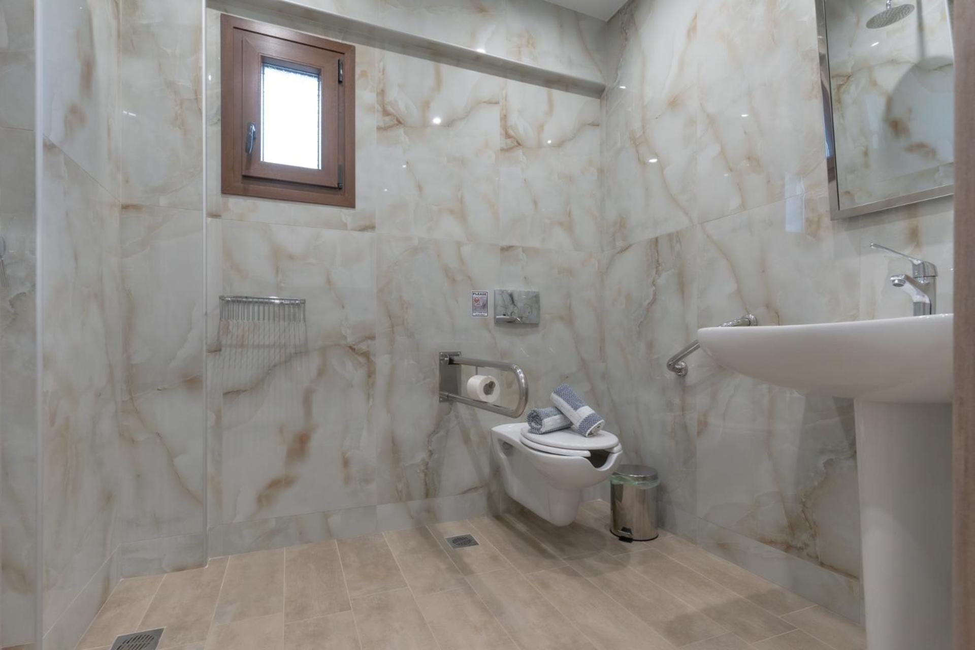 Sunshine Rooms And Suites Vrasná 外观 照片