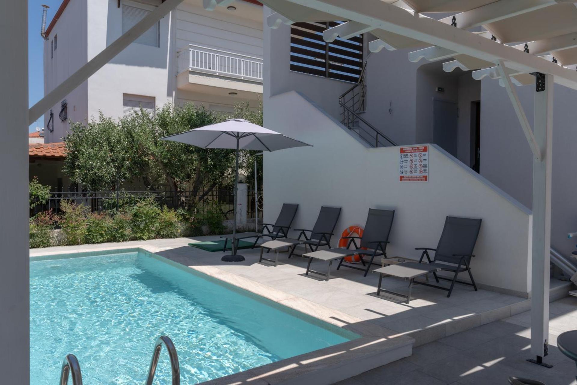 Sunshine Rooms And Suites Vrasná 外观 照片