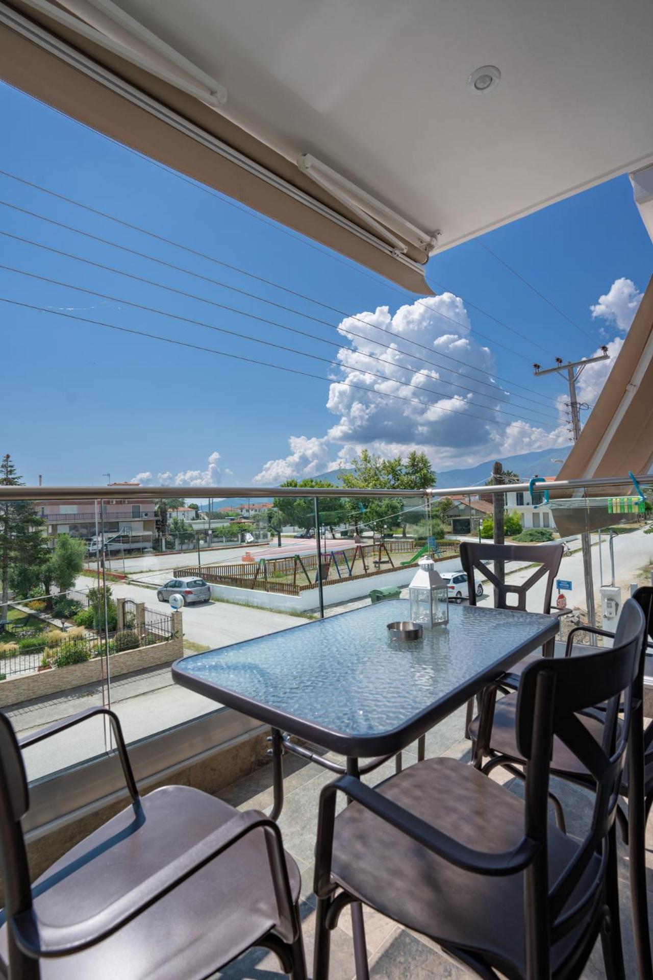 Sunshine Rooms And Suites Vrasná 外观 照片